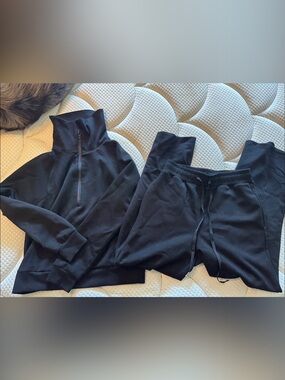 Black Women's Half-Zip Sweatshirt & Drawstring Joggers Set